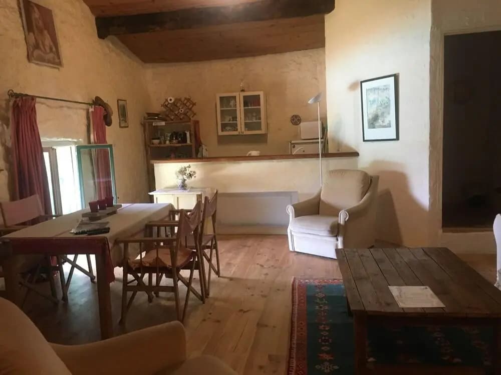 Chez Janie Hirst - Photo 4