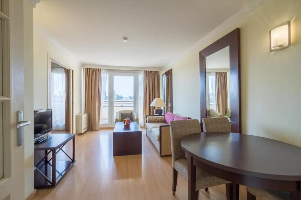 Adonis Grand Geneve Residence Excellior - Miniature 6