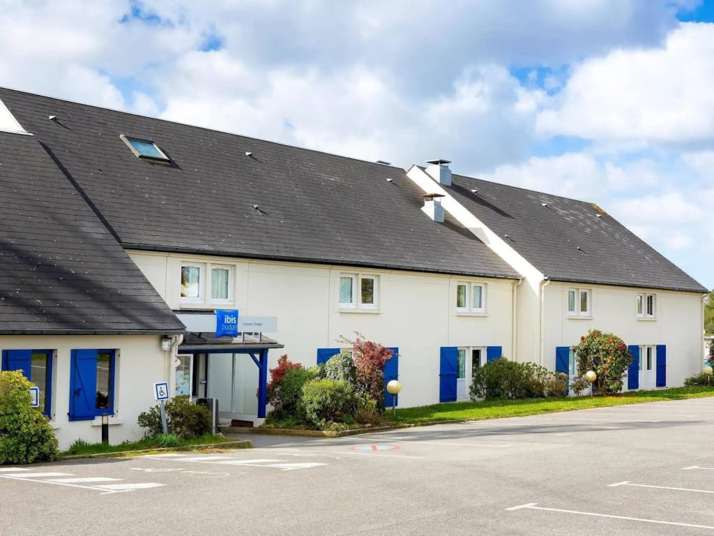 ibis budget Lorient Caudan - Photo 1