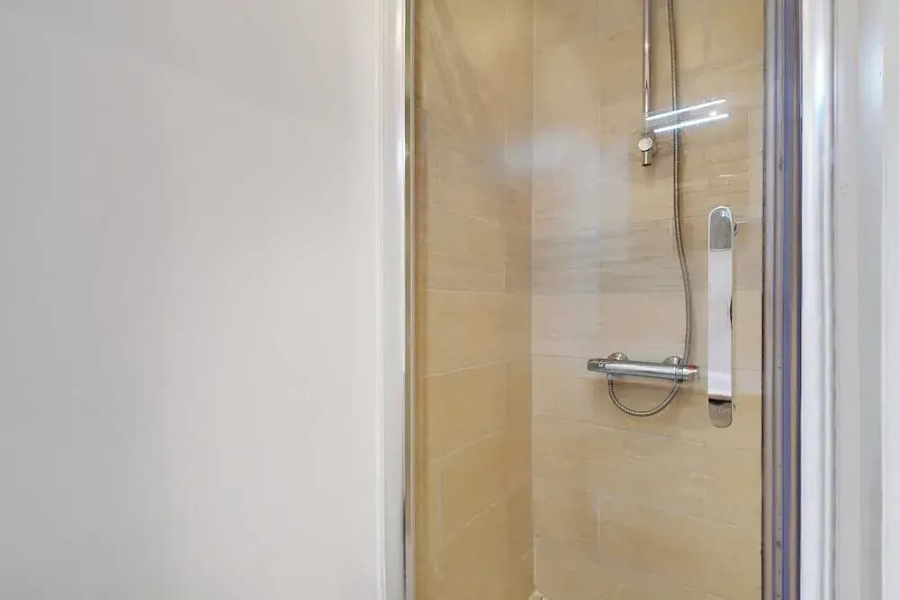 Charming Apartment - 2br/6p - Menilmontant - Miniature 8