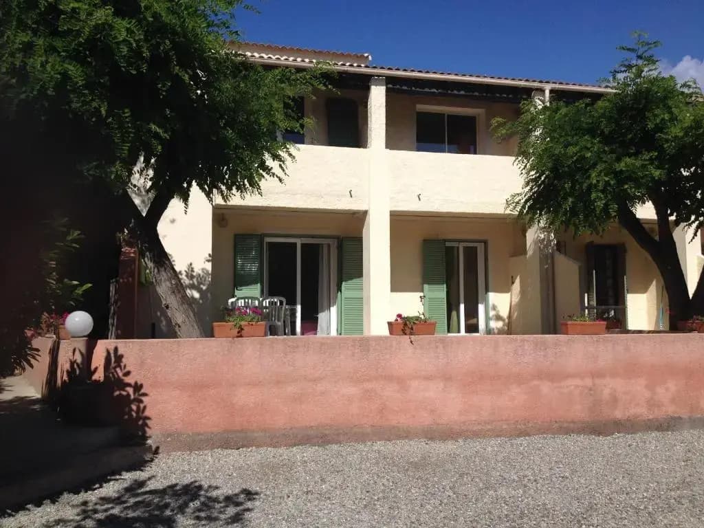 Le Clos des Arbousiers - Photo 1