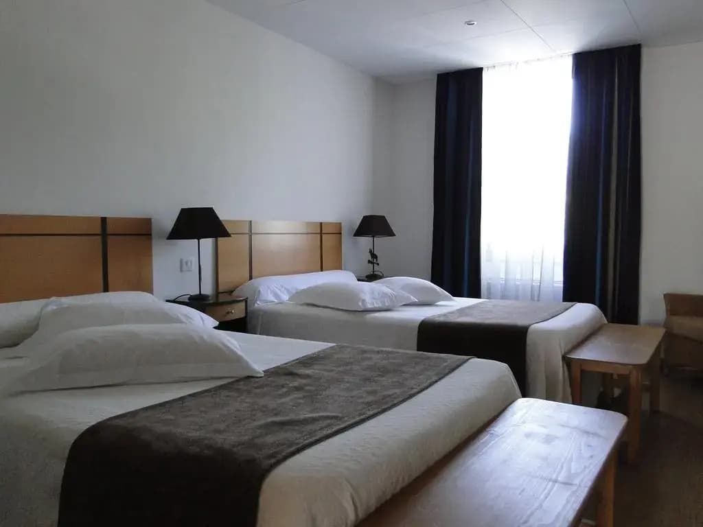 Nouvel Hôtel du Commerce - Photo 3
