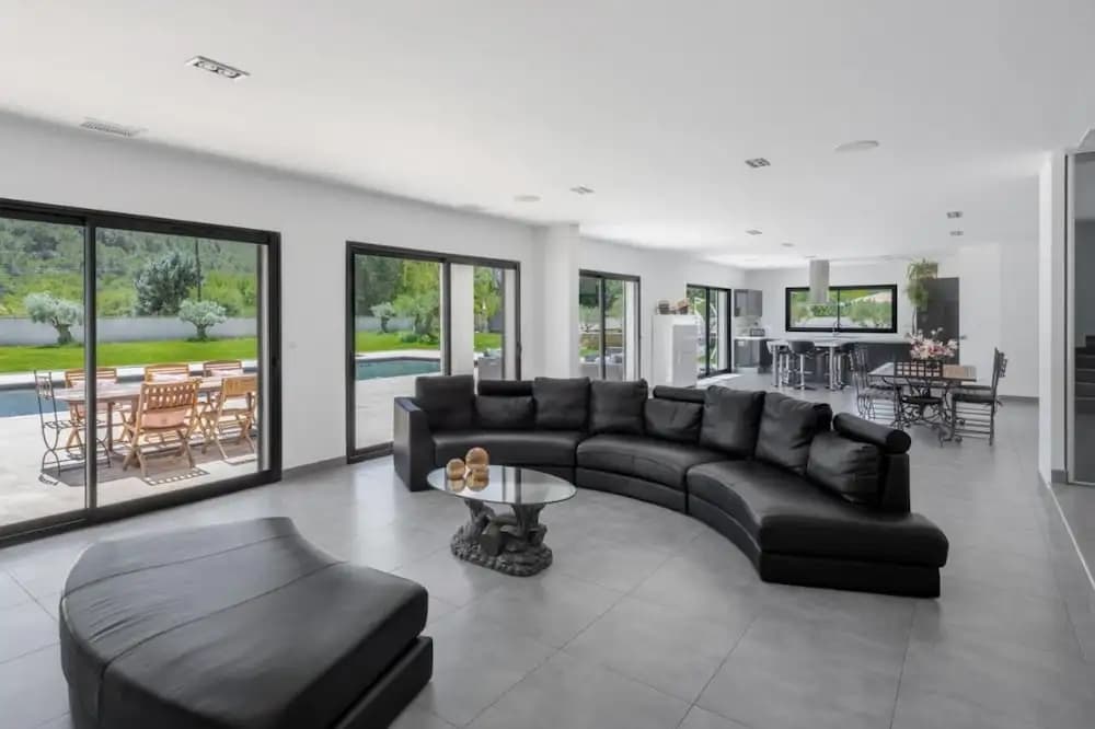 Villa With Heated Swimming Pool spa gym and Cinema - Photo 4