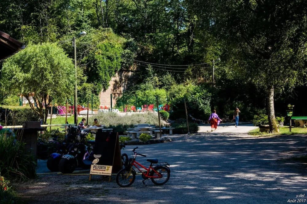 Camping Les Bouleaux - Photo 2