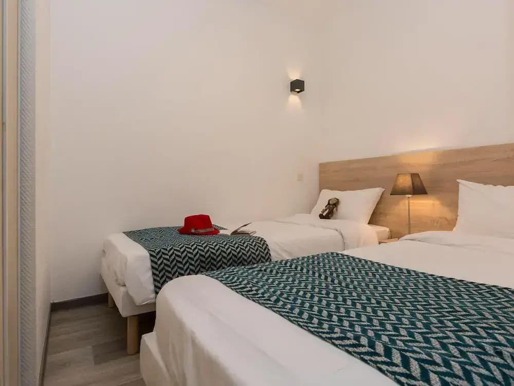 Apartment in La Rochelle Near the Beach - Photo 5