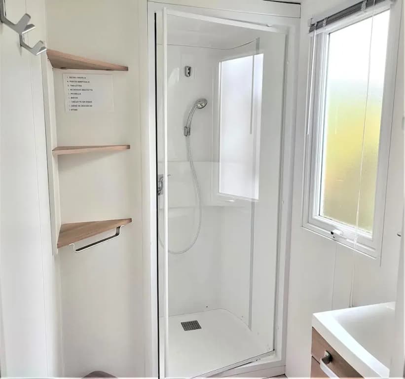 Mobil-Home Trois Chambres - Miniature 6