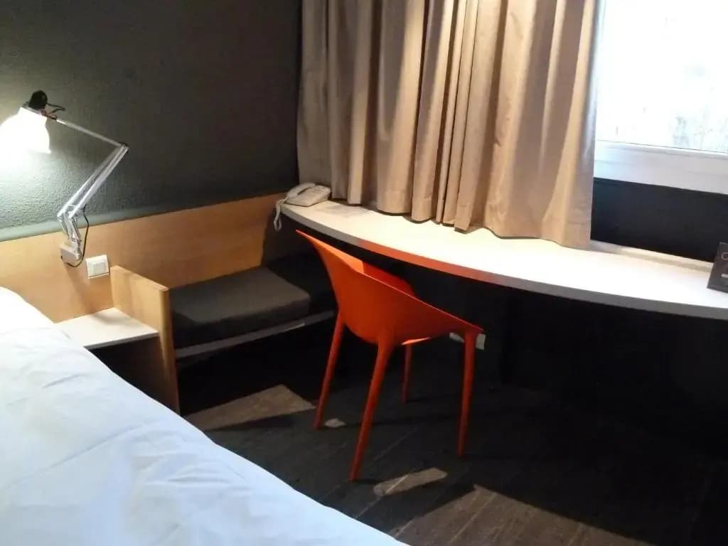 ibis Rambouillet - Photo 3