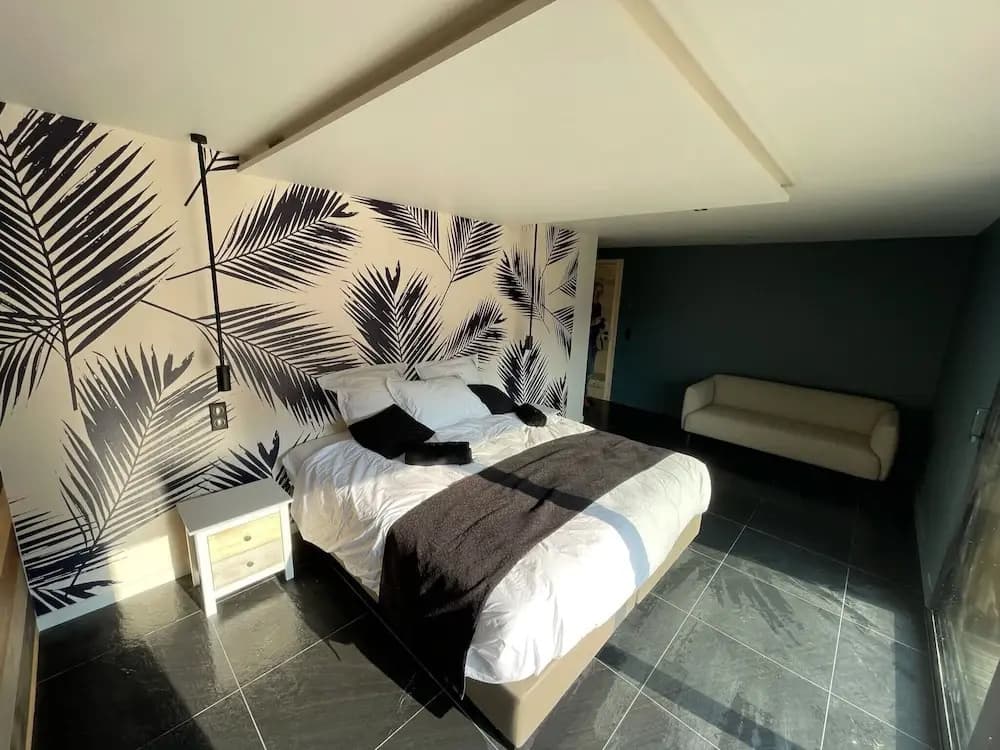 The French Lodge - Photo 3
