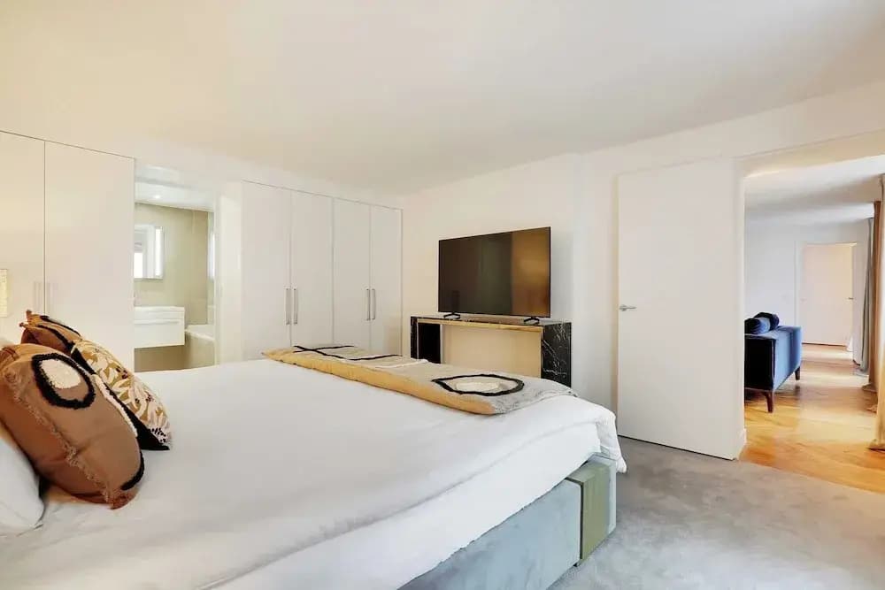 Elegant Apartment - 2bd/6p - Avenue Montaigne - Photo 4
