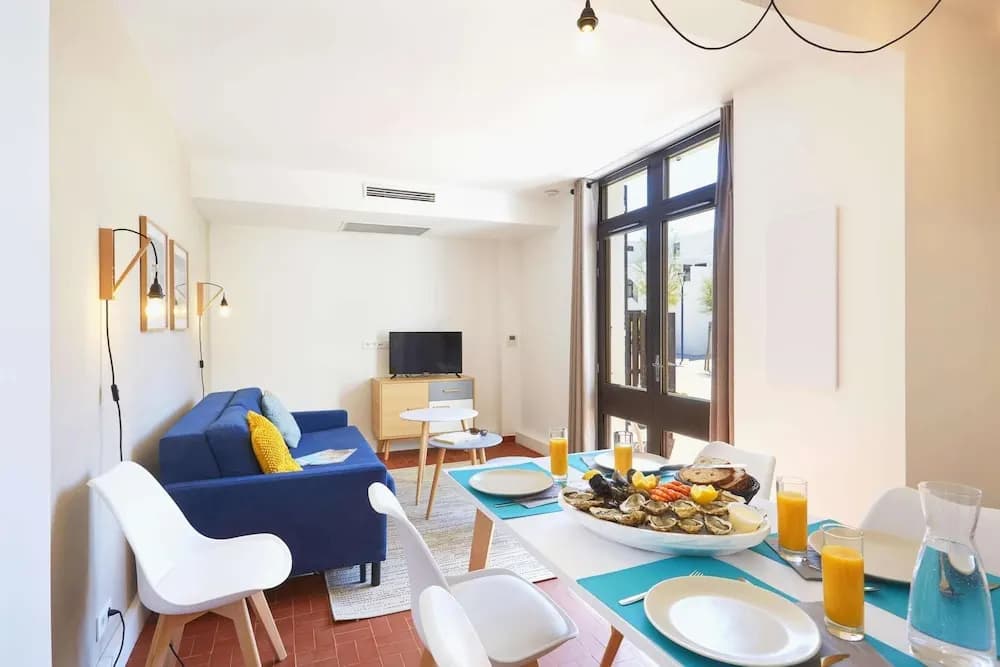 Beautiful Holiday Home in Leucate - Photo 3