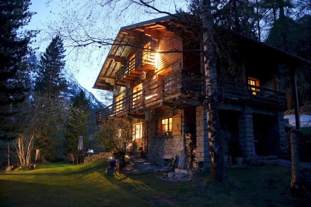 The Guest House - Photo 1