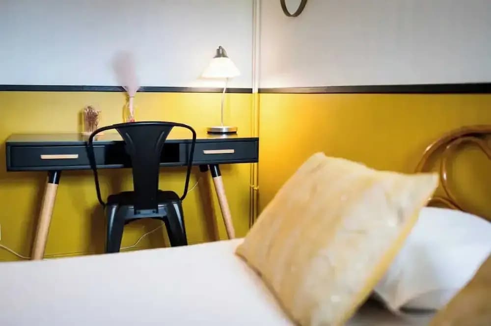 Elegant Triplex With Private Parking-2br/4p-honfleur - Photo 4