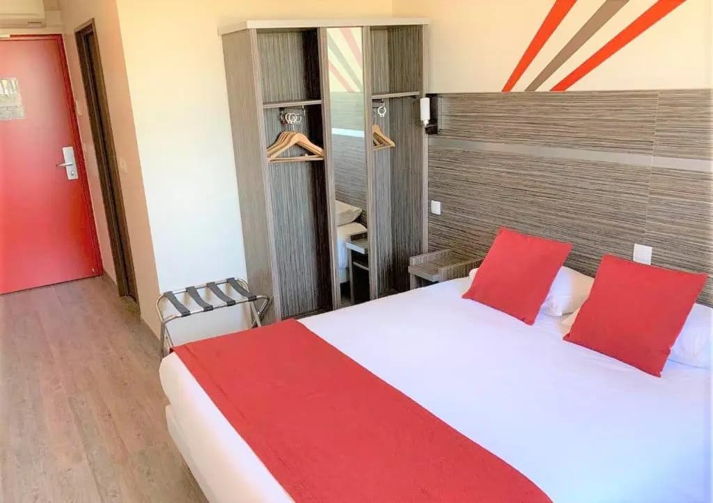 Comfort Hotel Dijon Sud - 21600 LONGVIC - Miniature 8