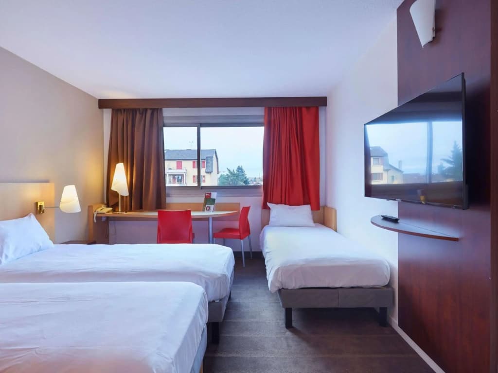 ibis Annemasse - Photo 3