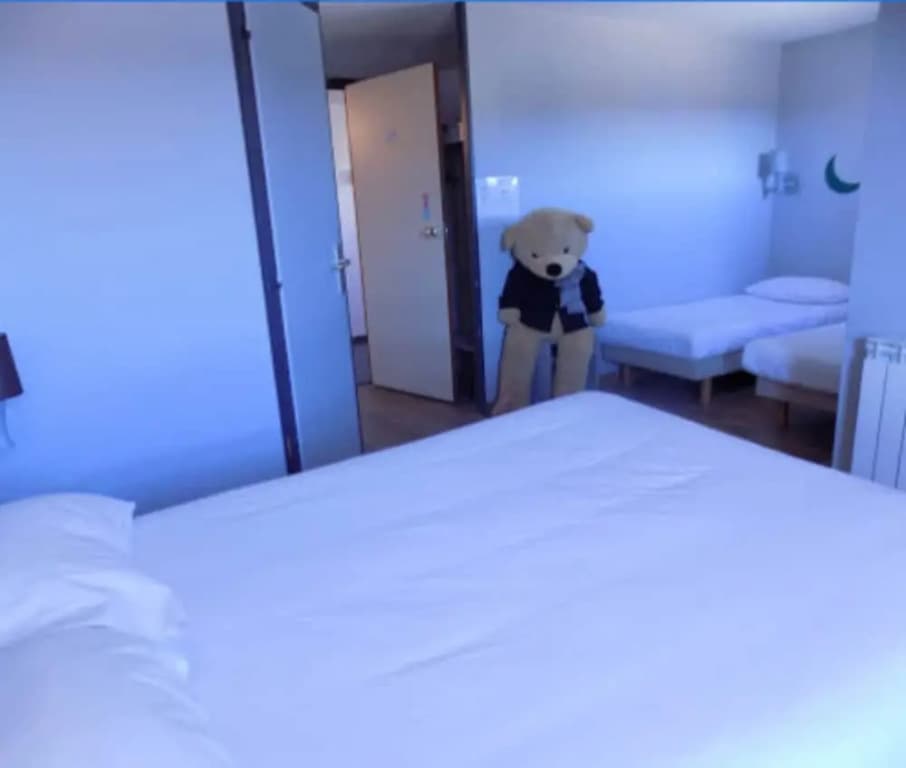 Nestor Hotel - Photo 2