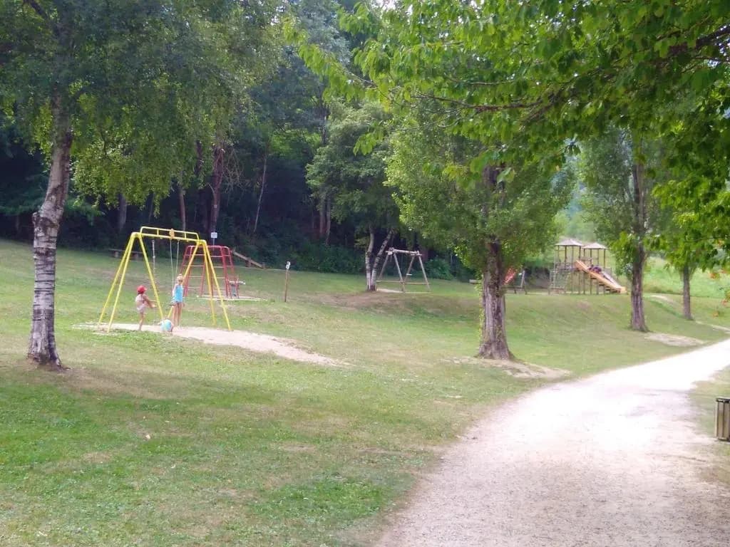 Apartment With 2 Bedrooms in Belcaire, With Wonderful Mountain View, T - Miniature 8