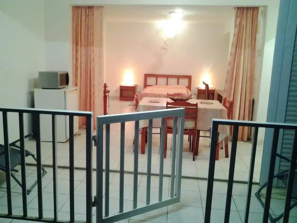 Apartment with One Bedroom in Le Moule, with Enclosed Garden And Wifi - 3 Km From the Beach - Photo 2