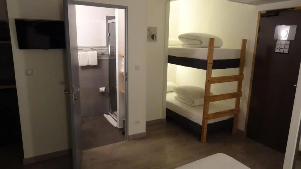 Residella House - Photo 3