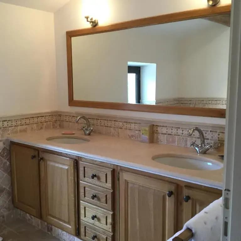Mas Provençal Avec Une Belle Piscine Privée, Située En Campagne de Venelles, Vue Sur la Sainte Victoire, Proche D'Aix En P...