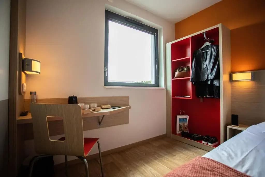 Oneloft Hotel - Photo 3