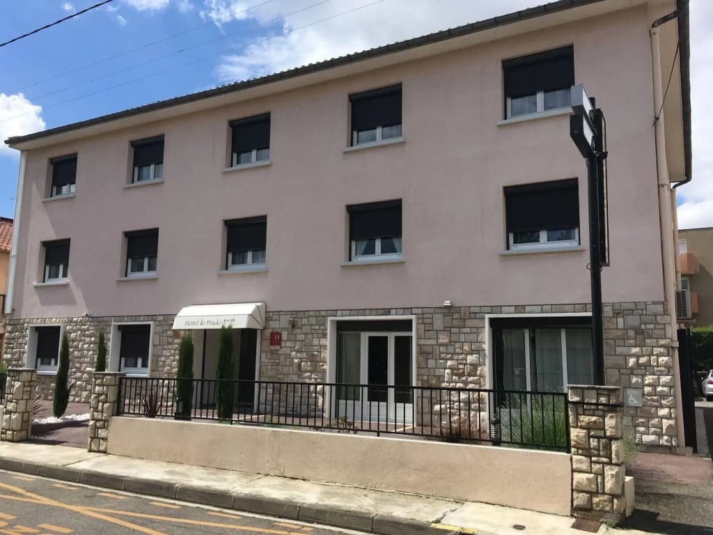 Hotel Akena Toulouse Le Prado - Photo 1