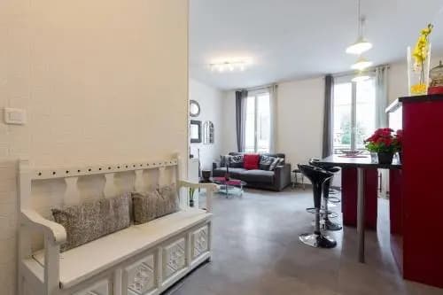 Stylish White and Red Apartments - Photo 2