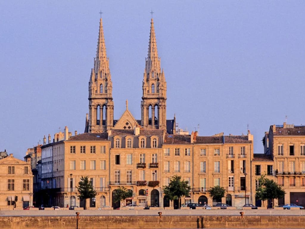 ibis budget Bordeaux Lormont - Photo 1