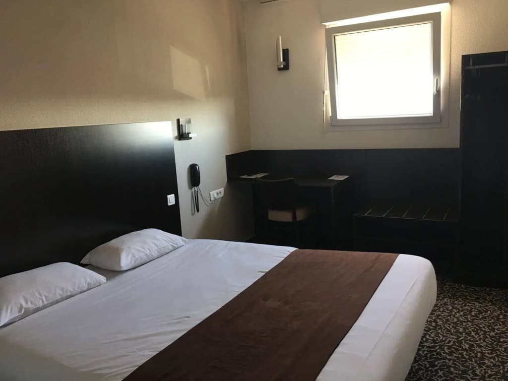 Kyriad Montpellier Saint Jean de Vedas - Photo 2