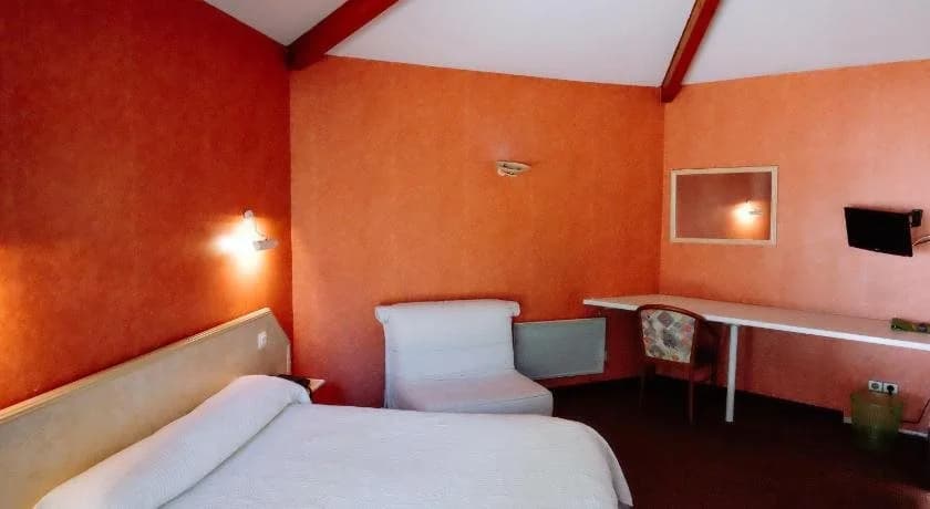 Hotel L'Enclos - Photo 5