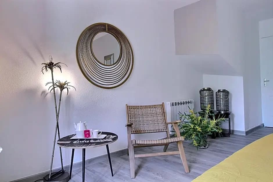 La Maison D'en Haut - Miniature 8