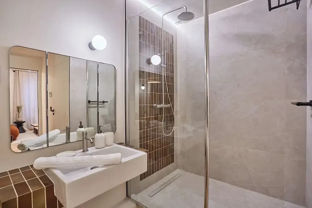 Amazing AC Apartment Center of Paris Le Marais - Miniature 8