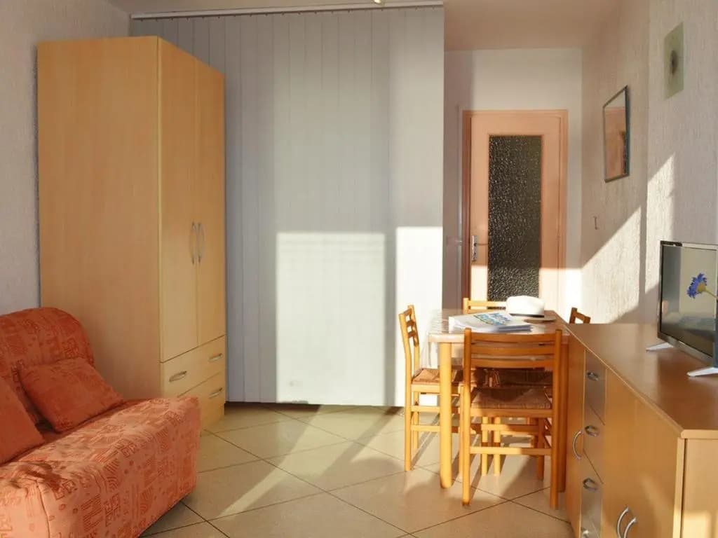 Appartement Le Lavandou, 1 pièce, 4 personnes - FR-1-251-251 - Photo 2