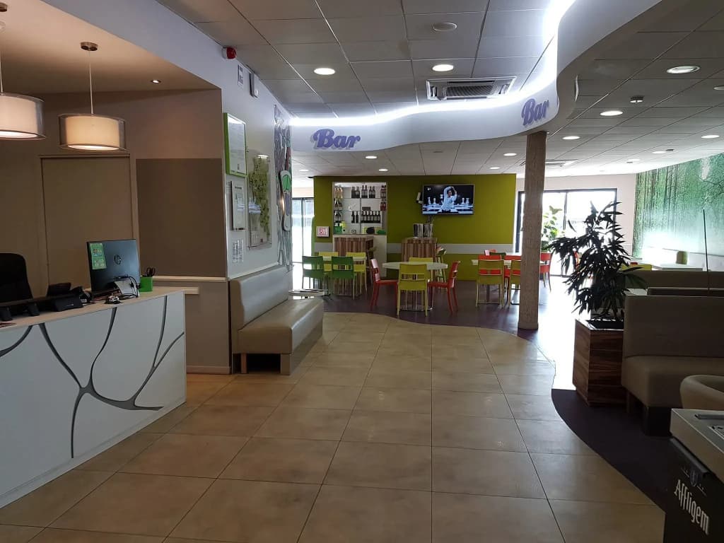 ibis Styles Villeneuve sur Lot - Photo 2