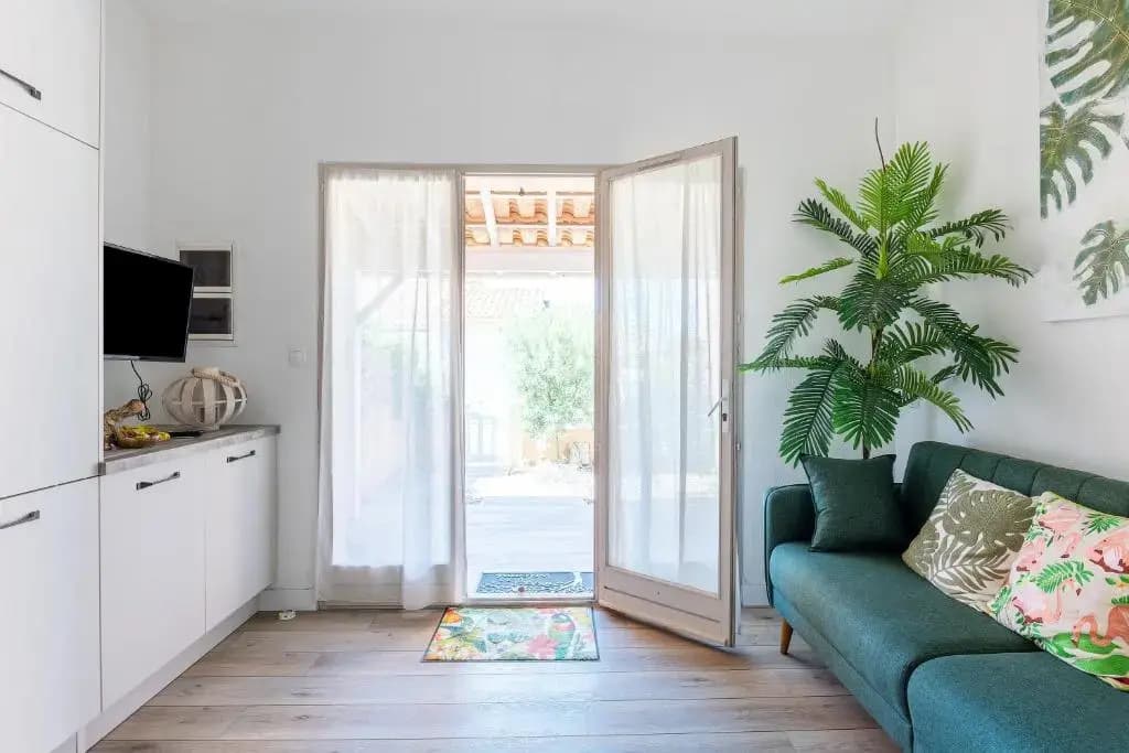 Gruissanne - Maison avec piscine, à 150m de la plage - Photo 4