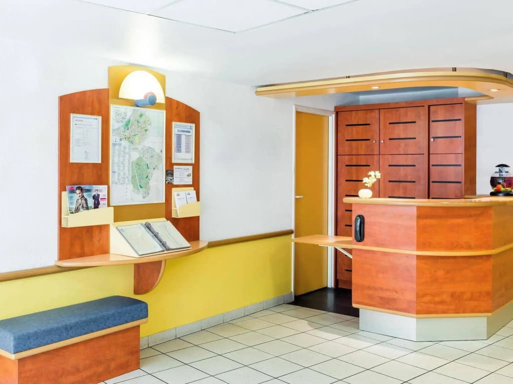 ibis budget Meudon Paris Ouest - Photo 2
