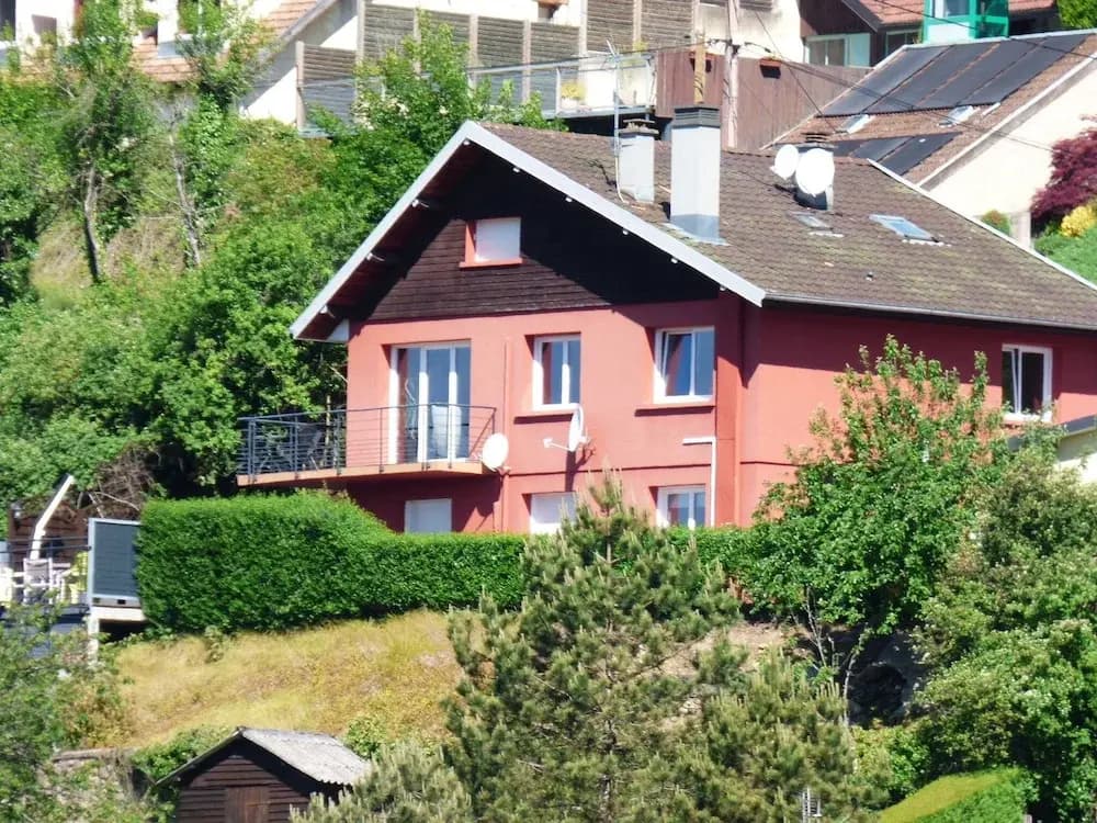 La Colline aux Yeux Doubs - Photo 1