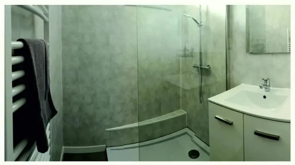 Chambre La Caunette - Miniature 7