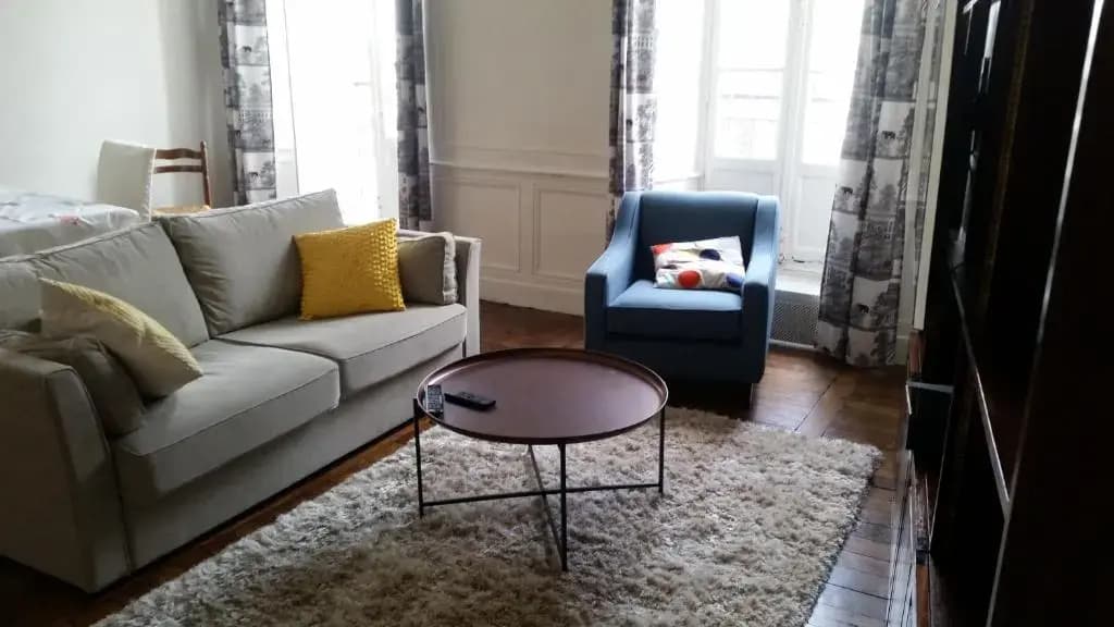 Mairie -Appt 75m2 -3 Chbres Separees - Photo 4