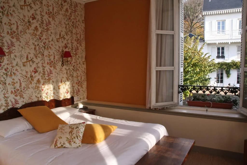 Logis hotels La bonne Adresse - Photo 4
