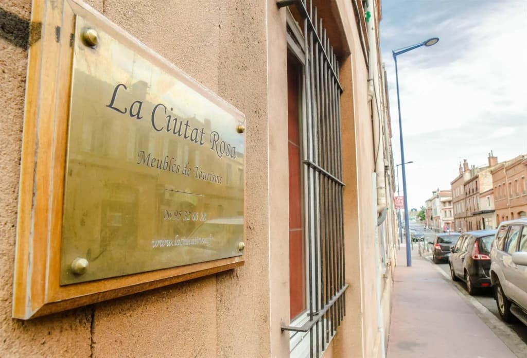 La Ciutat Rosa - Photo 1