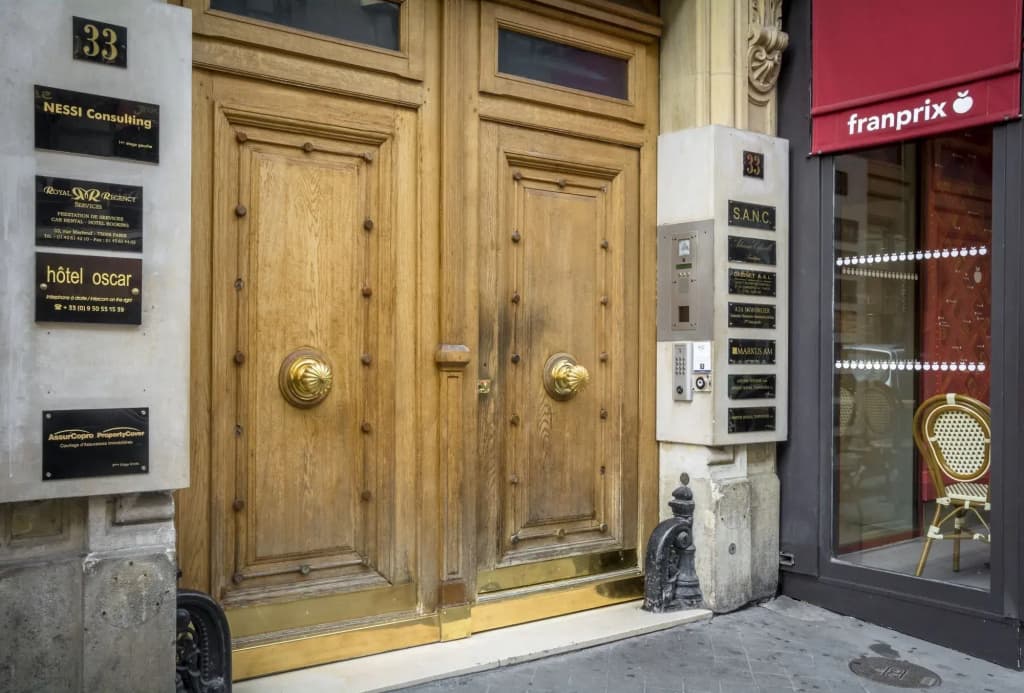 Hôtel 33 Marbeuf - Photo 1