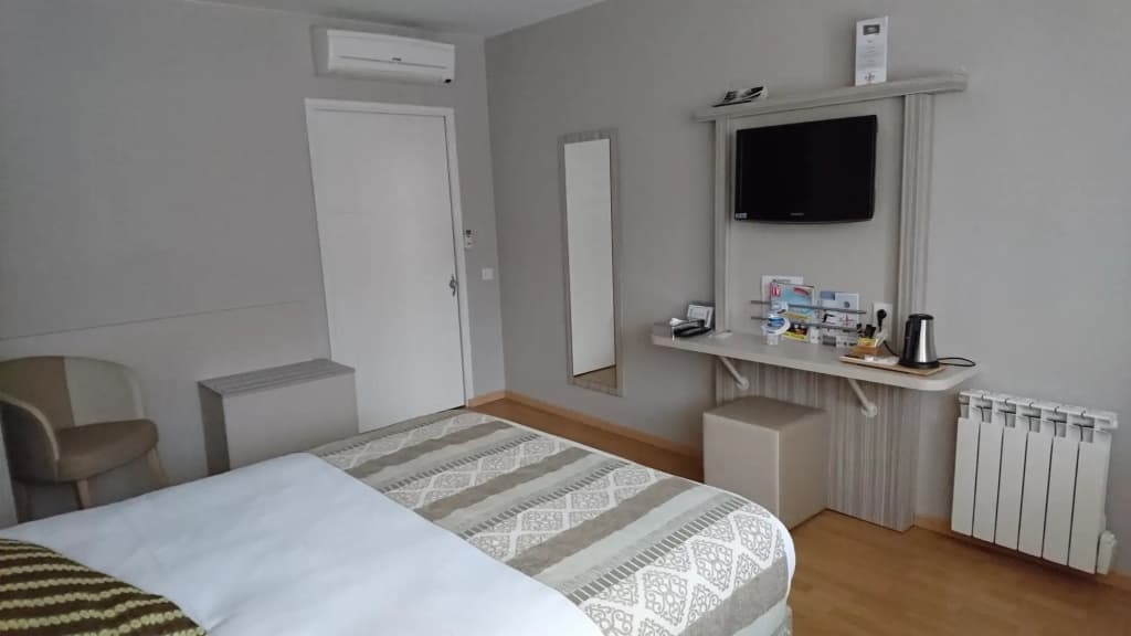 Hotel Kyriad Toulouse Sud - Roques - Photo 5