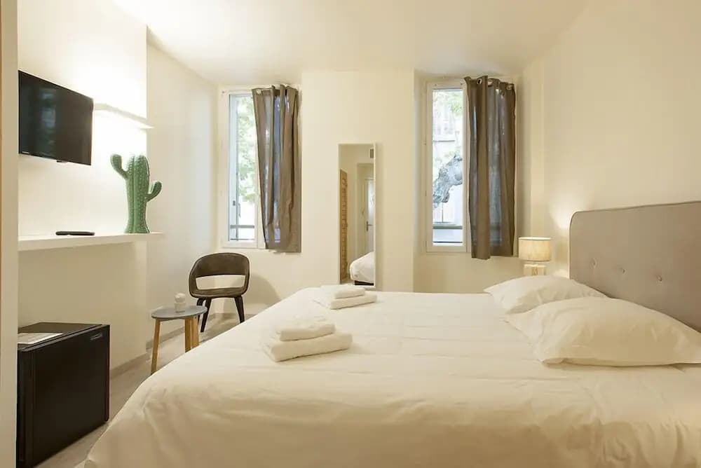 Hotel restaurant des Maures - Photo 2