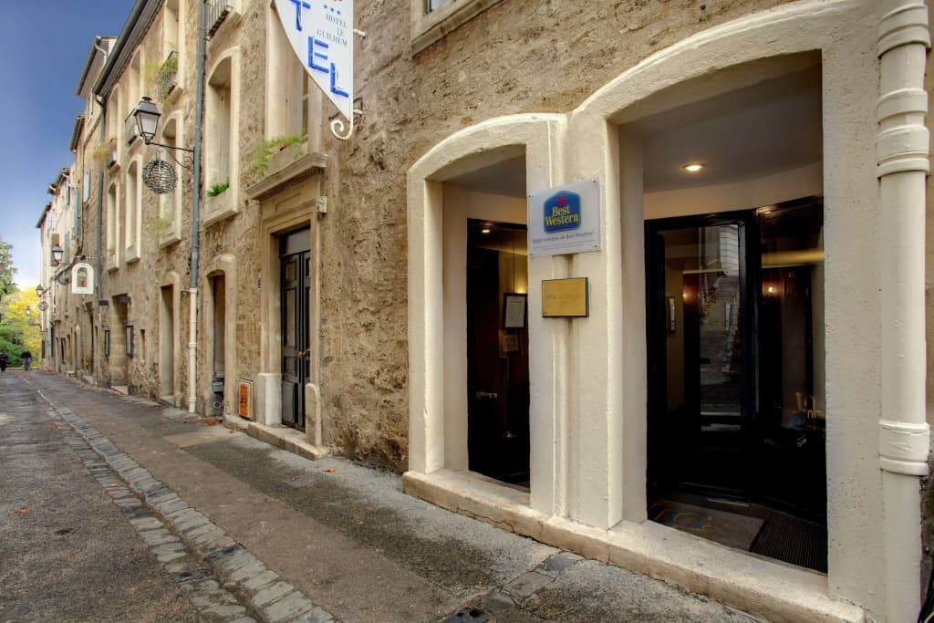 Best Western Hotel Le Guilhem - Photo 1