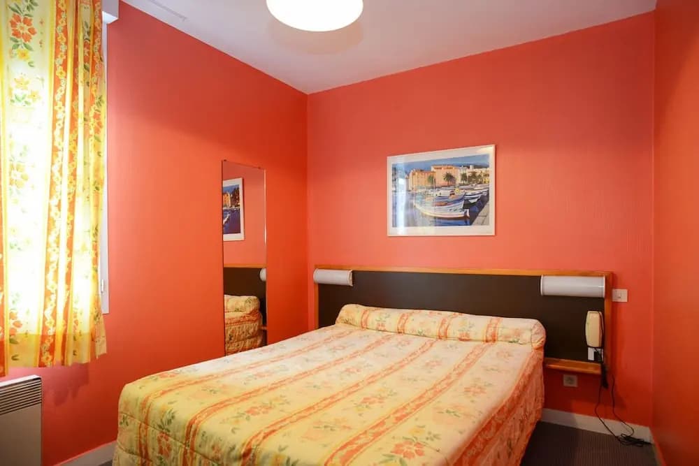 Hotel La Tour Brette - Miniature 6