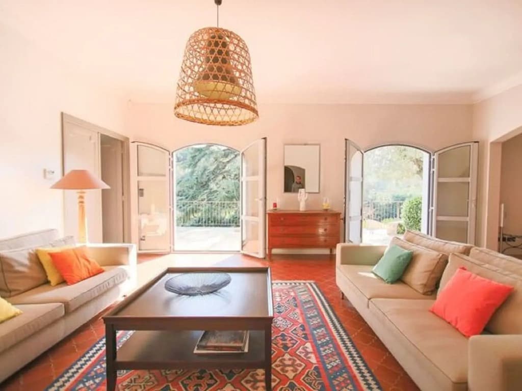 Cheerful Holiday Home in Grimaud With Private Pool - Photo 3