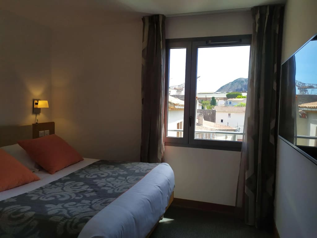 Best Western Premier Hotel Vieux Port - Photo 3