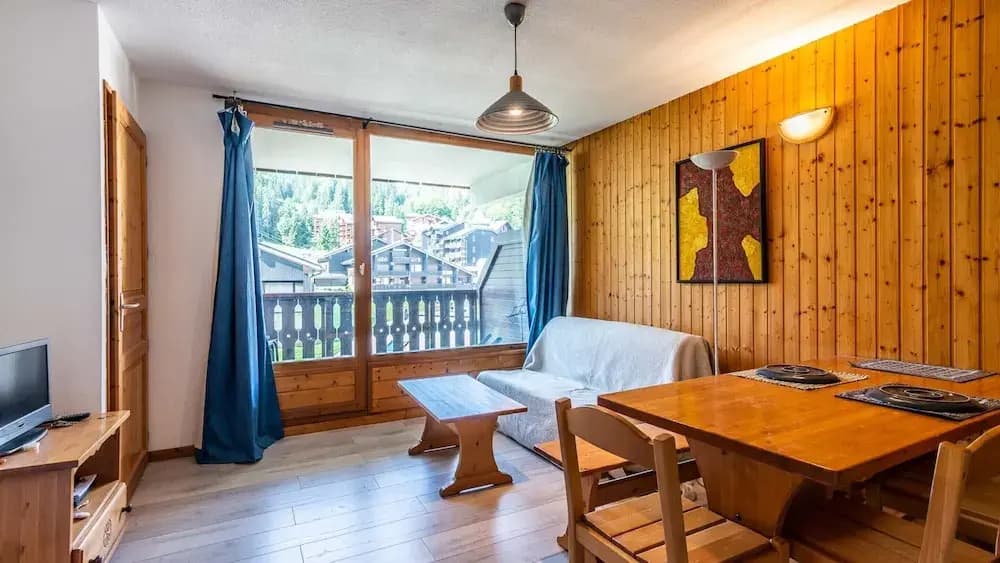 Apartment in Morillon Near Ski Resort - Photo 4