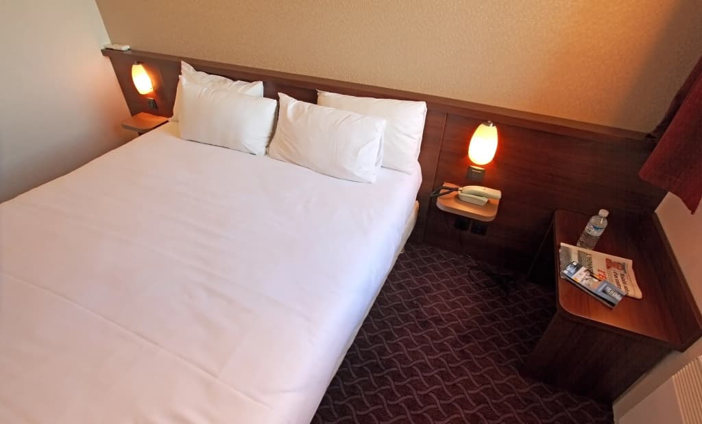 Brit Hotel Toulouse Colomiers - L'Esplanade - Photo 3