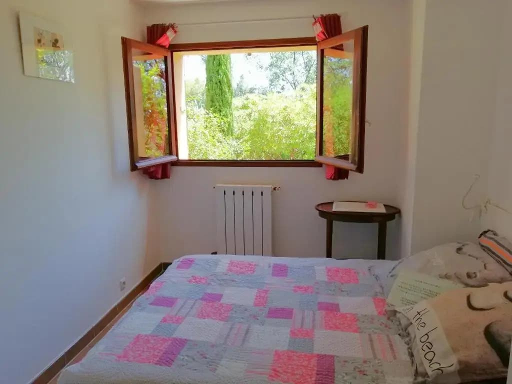 T2 36 m2, RdC de villa, clim, gd jardin clos, animx ok, quartier Mt Faron très calme, wifi, parking - Photo 2
